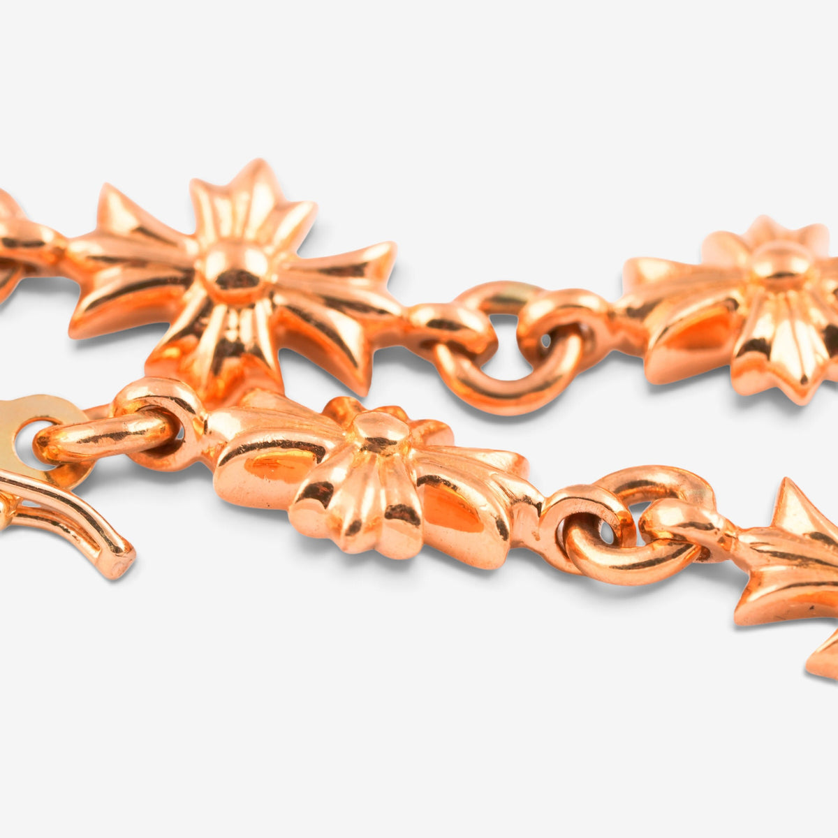 22k Tiny E CH Plus Bracelet (11 Links)