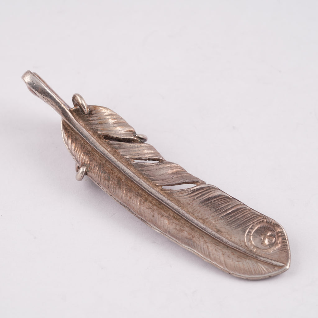 Claw Silver Feather w/ Gold Stamp Pendant (Right)(XL)