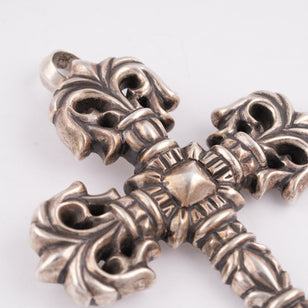 XL Filigree Cross Pendant w/ Bale