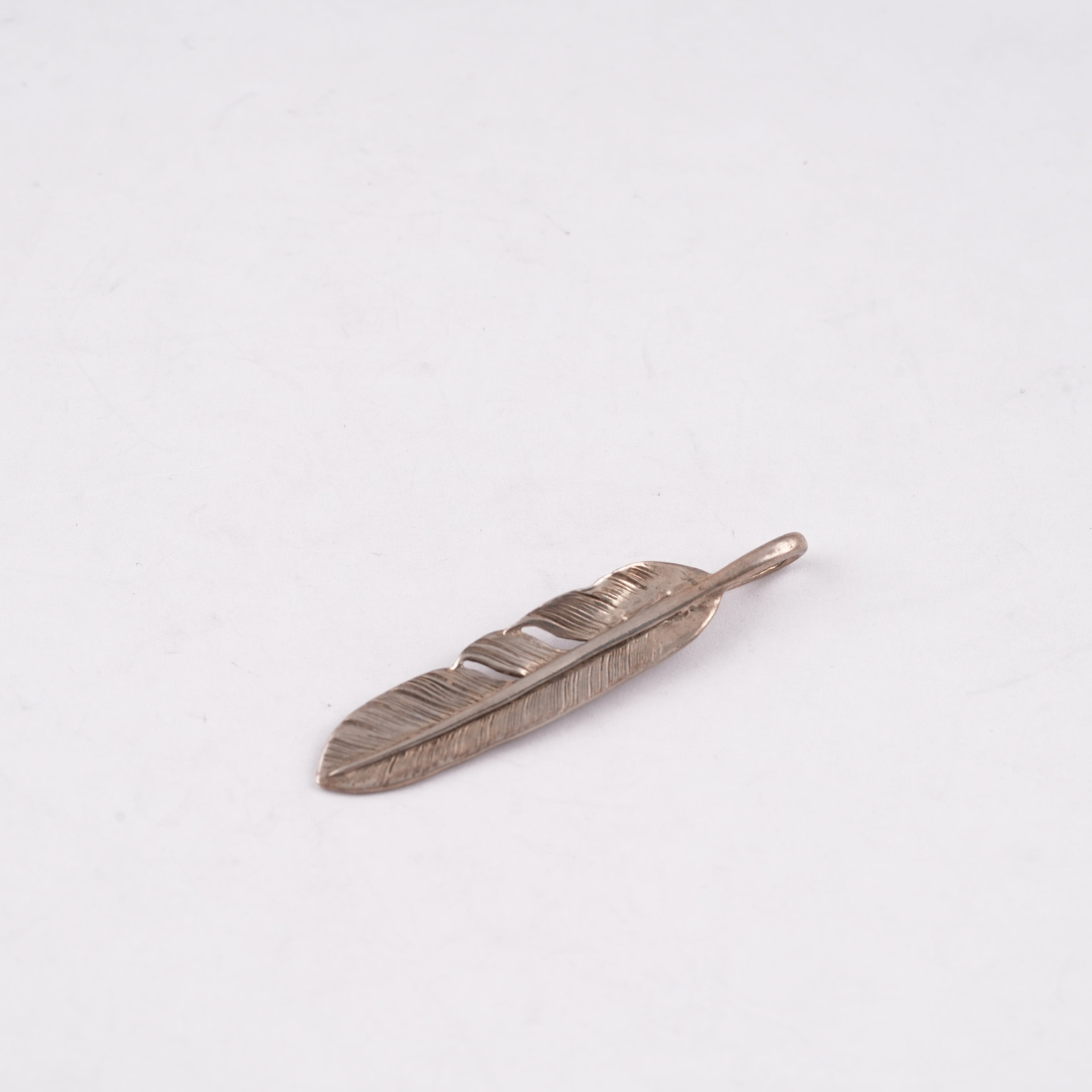 Silver Feather Pendant (Right)(L) #00143
