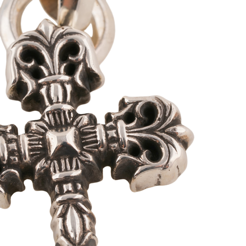 XS Filigree Cross Pendant With Bale #00299