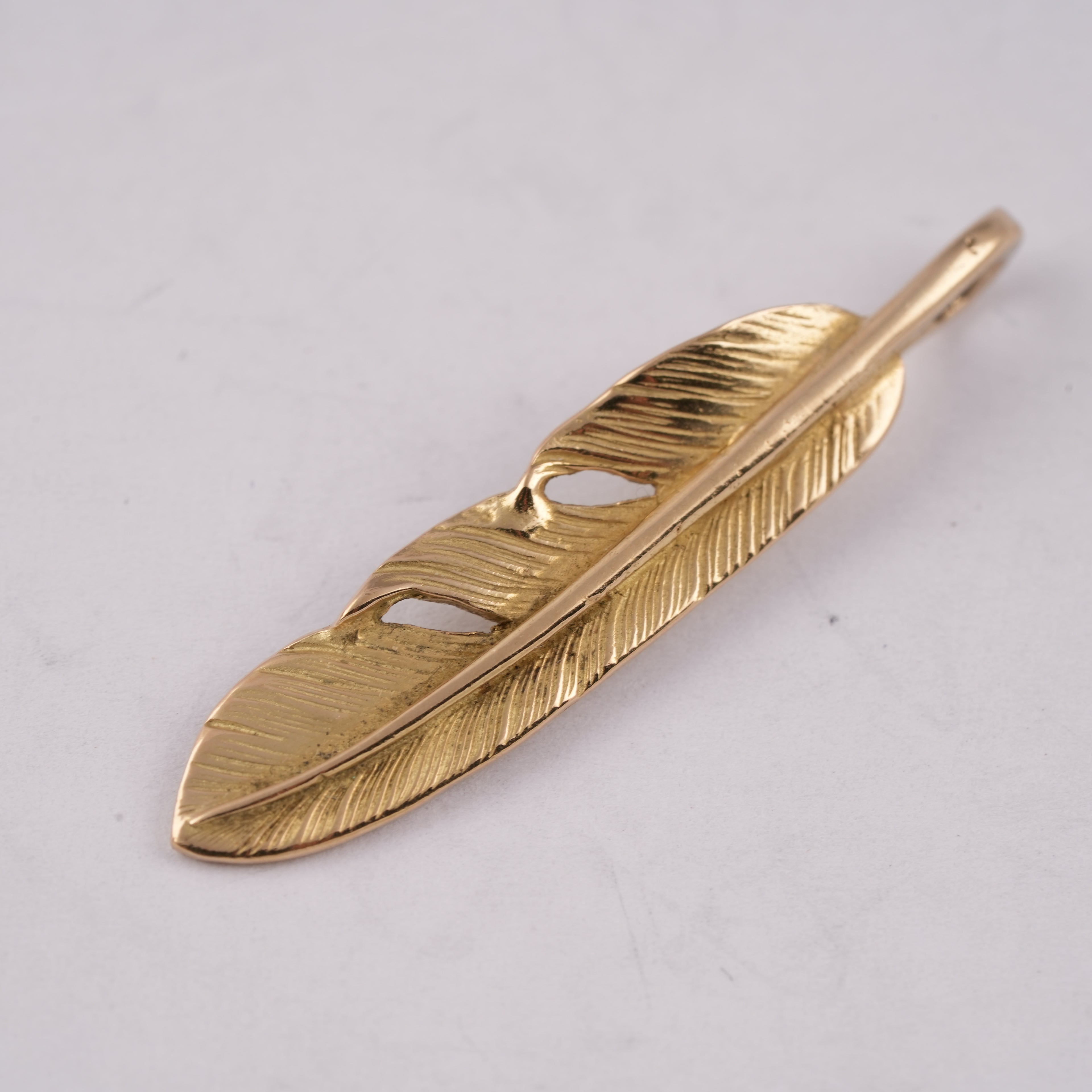 Gold Feather Pendant (Right)(S)