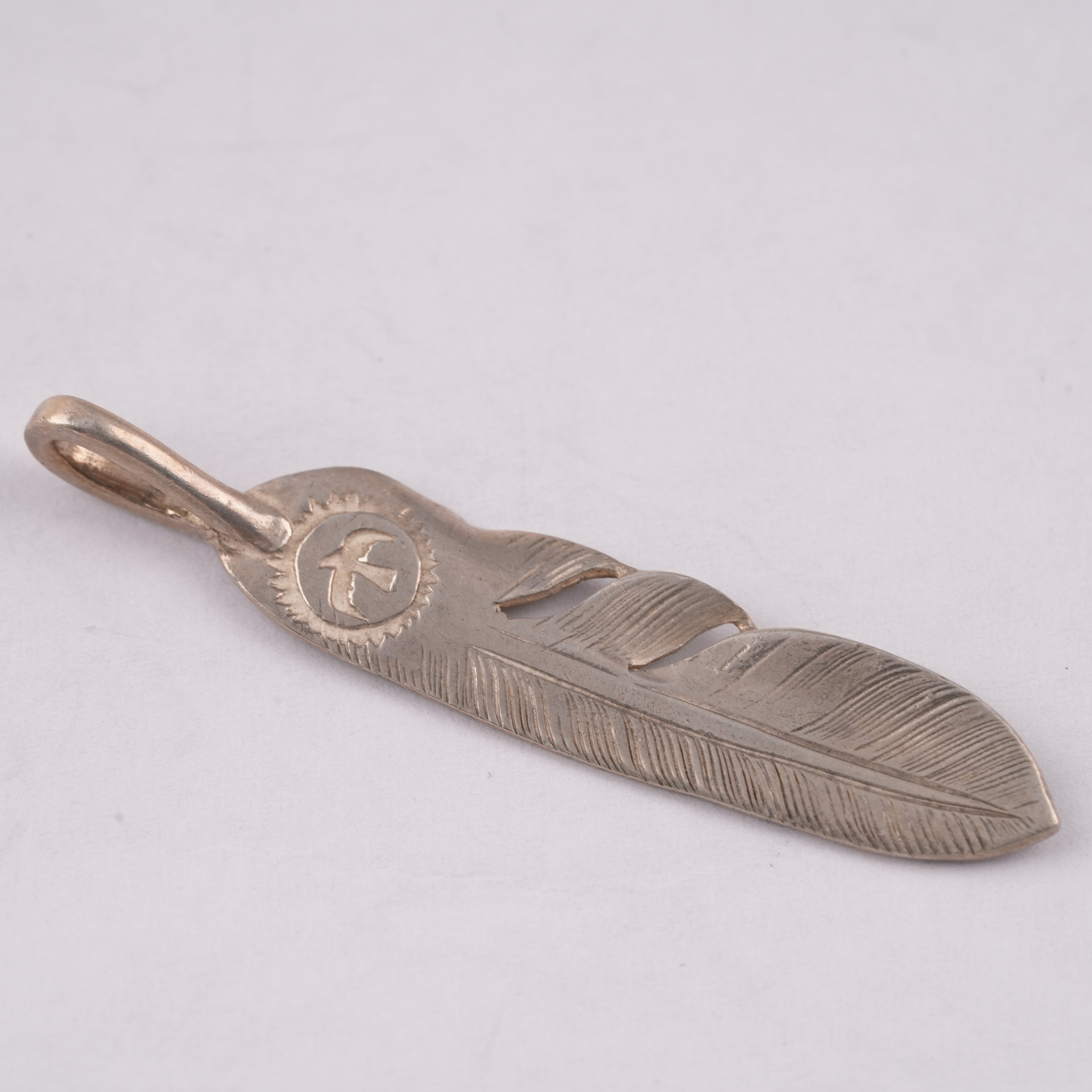 Silver Feather Pendant (Right)(L) #00137