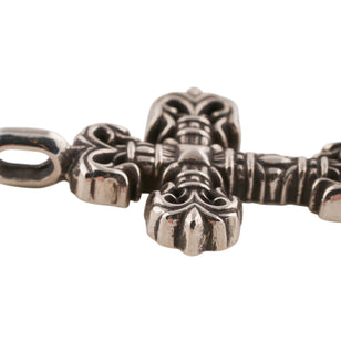 Tiny Filigree Charm #00222