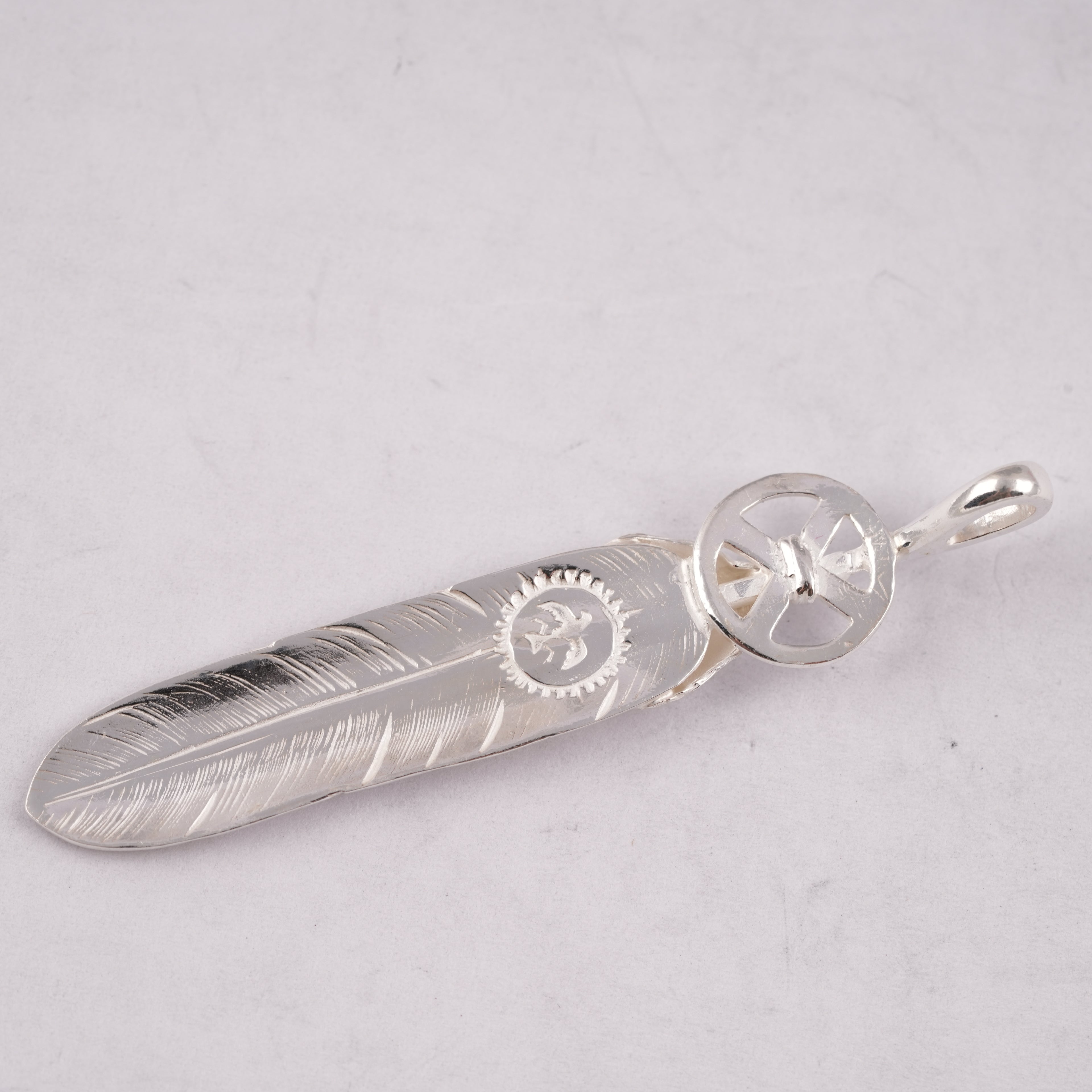 Heart Wheel Silver Feather (L) #00193