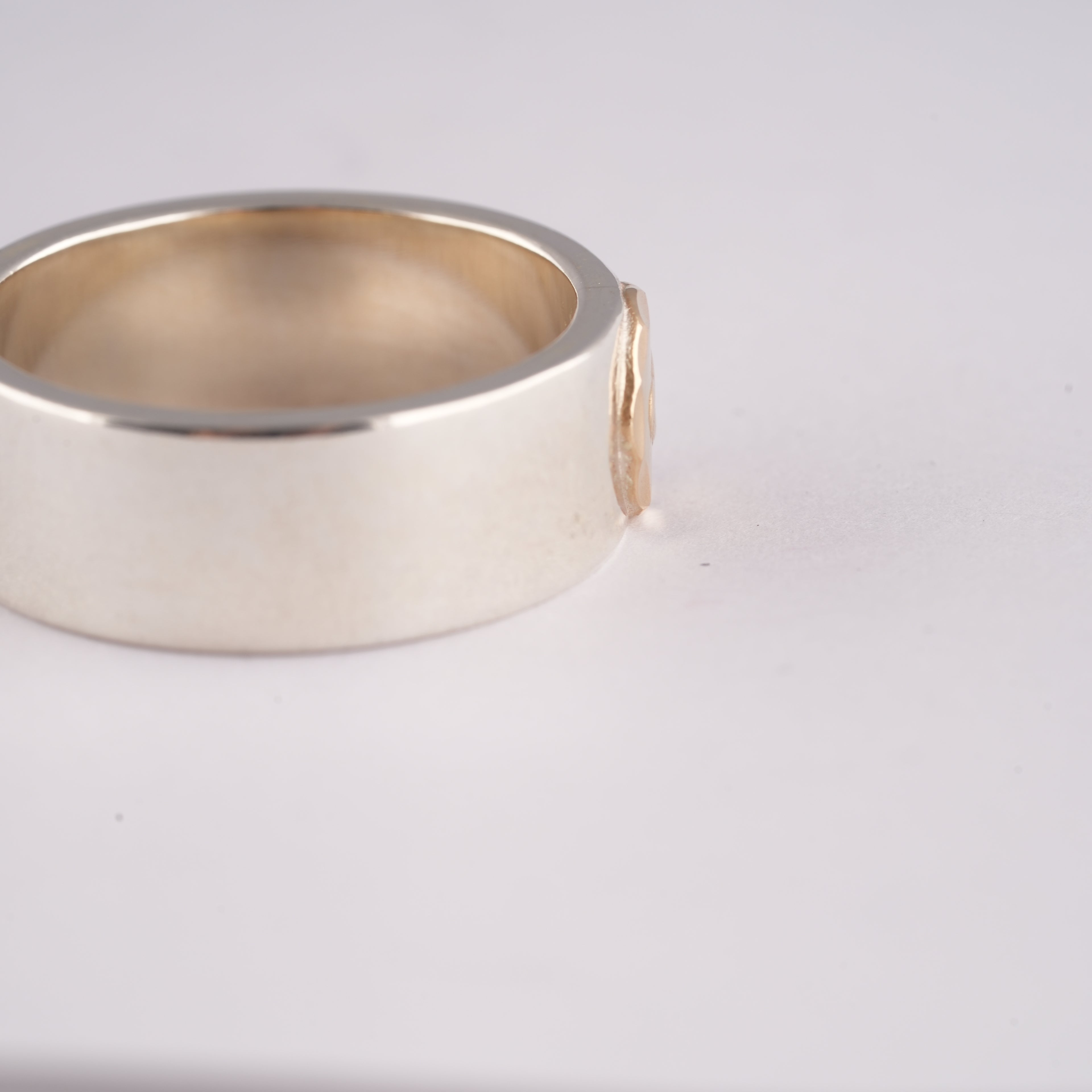 Gold Eagle Stamp Flat Silver Ring (US9.75)