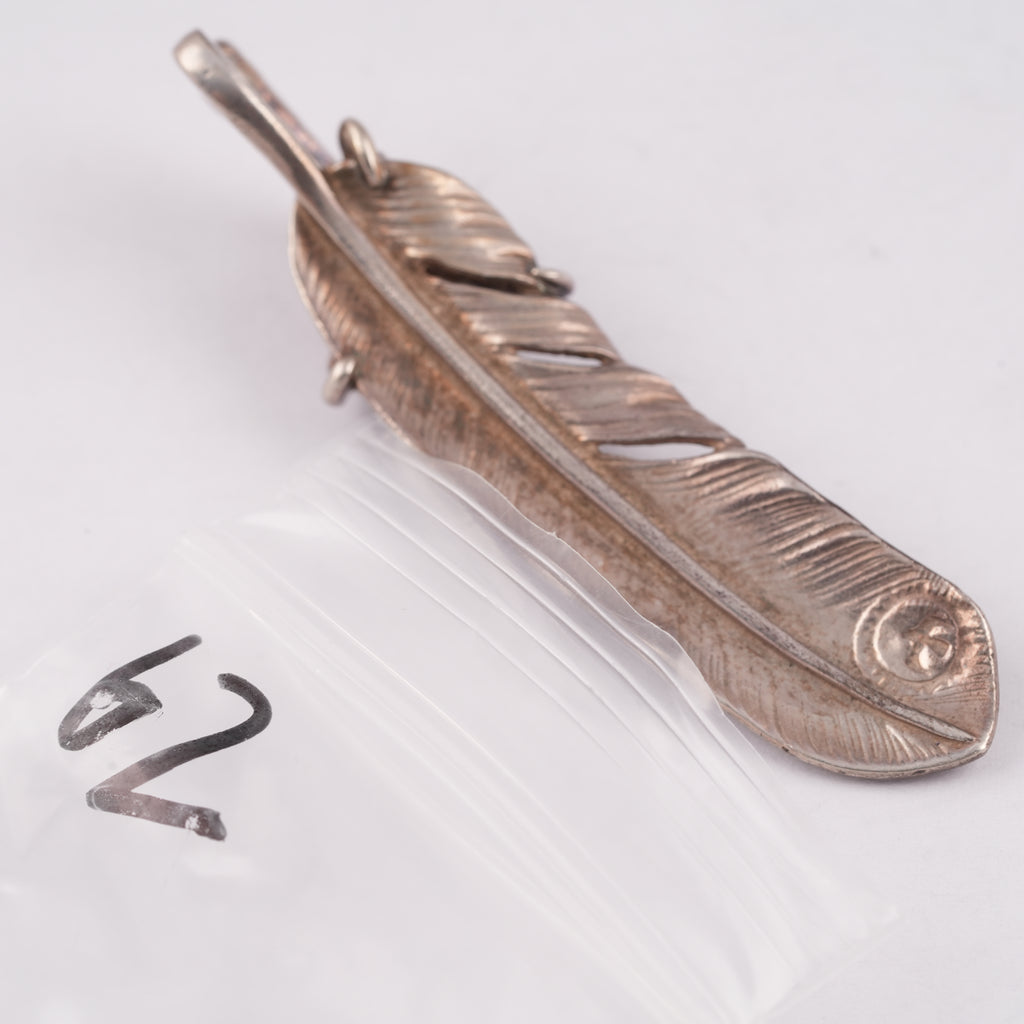 Claw Silver Feather w/ Gold Stamp Pendant (Right)(XL)