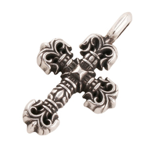 Tiny Filigree Charm #00400