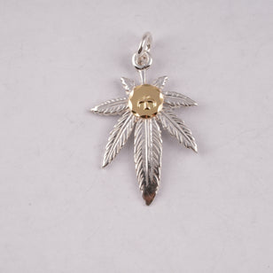 Gold Eagle Stamp Silver Grass (L)