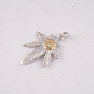 Gold Eagle Stamp Silver Grass (L)