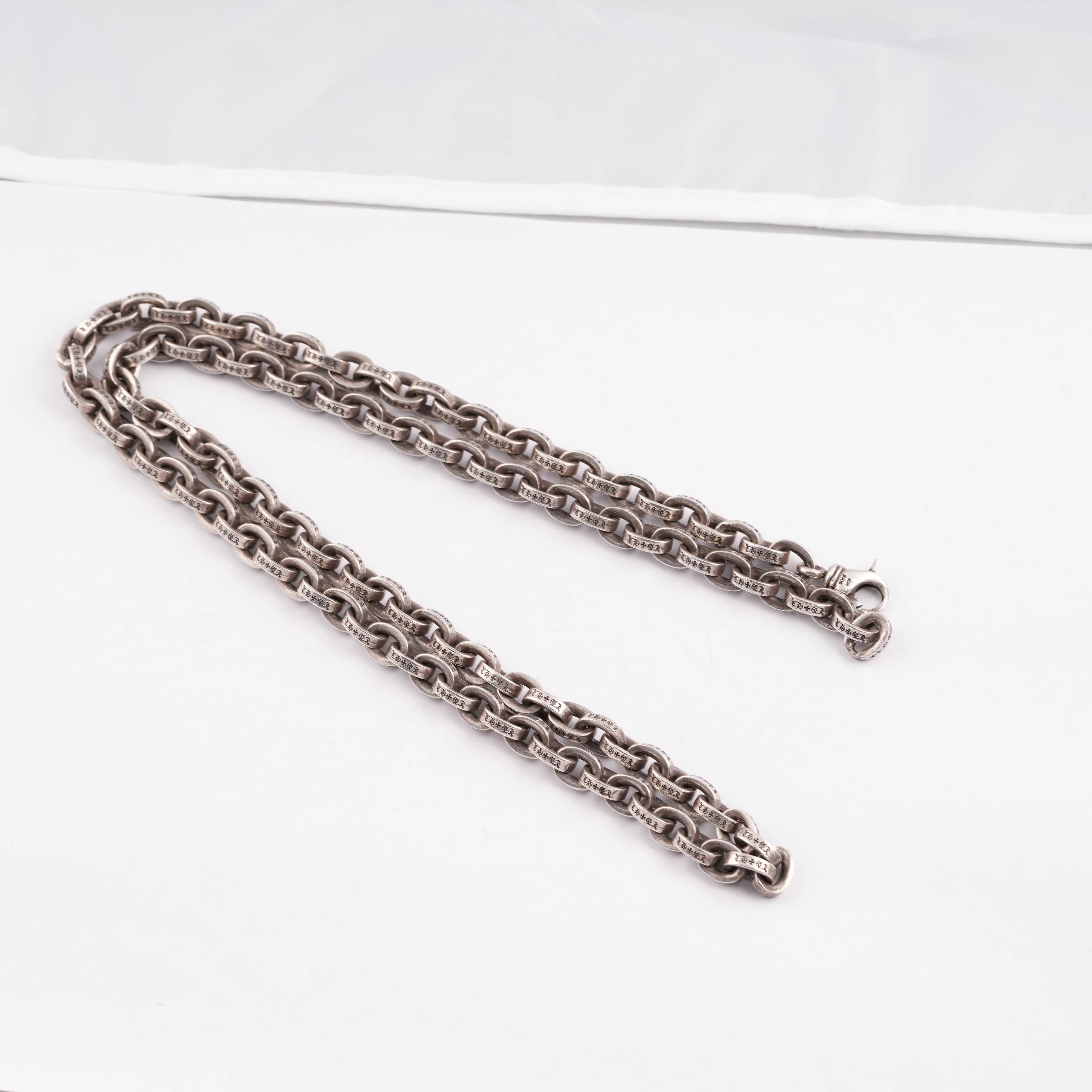 Large Paper Chain Necklace (30inch)