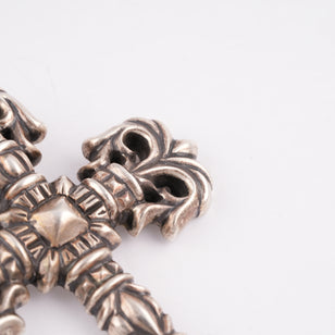 XL Filigree Cross Pendant w/ Bale