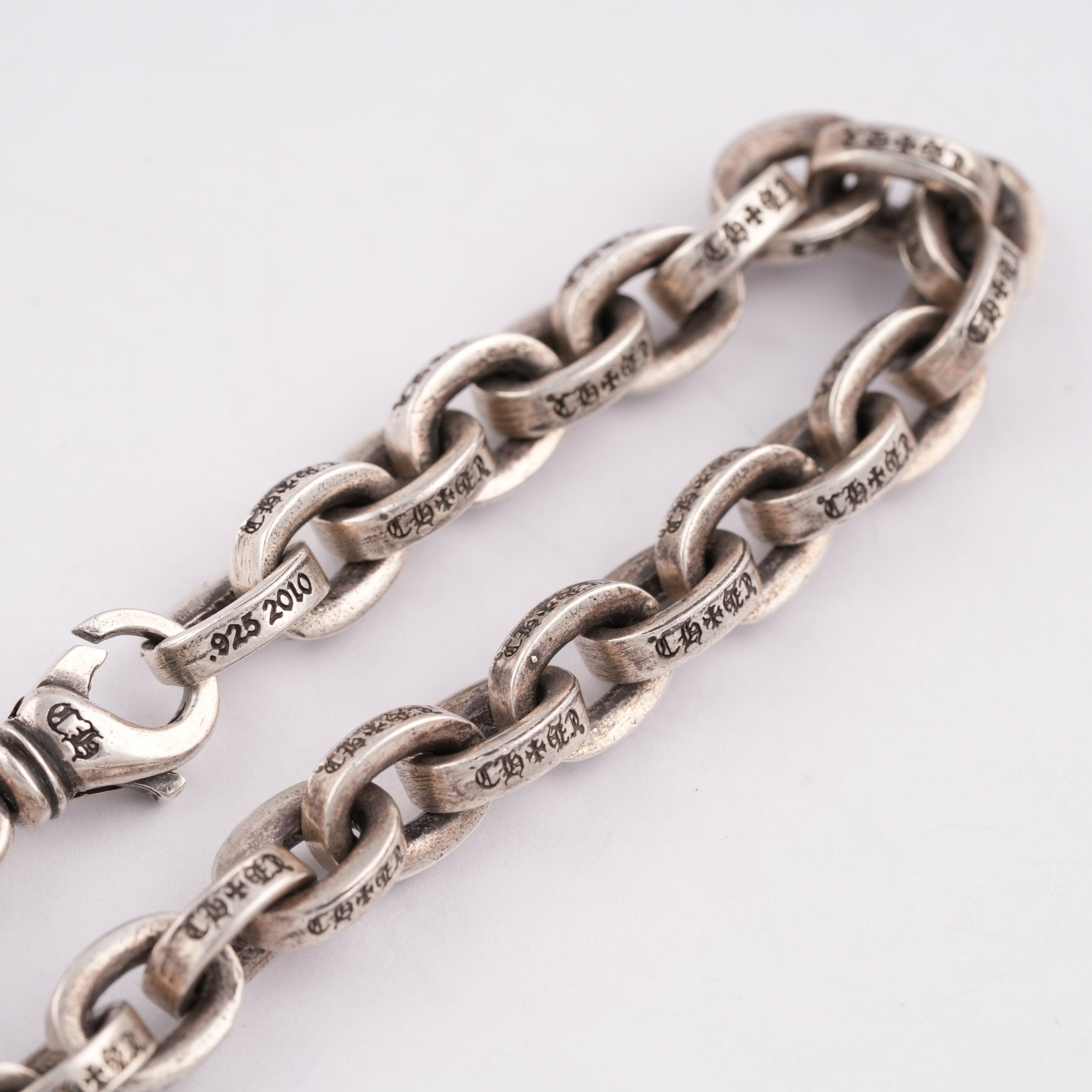 Large Paper Chain Bracelet (7.5inch)