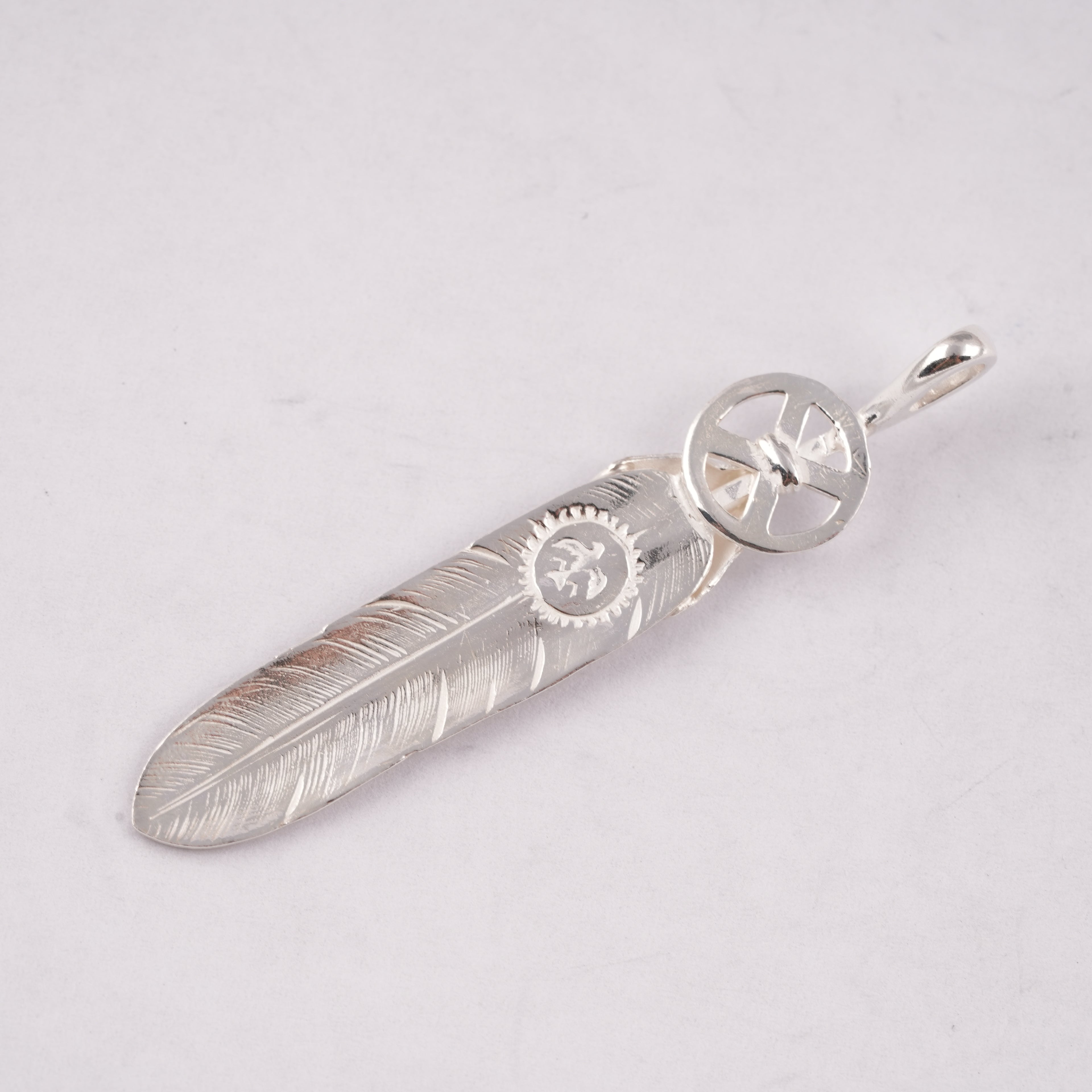 Heart Wheel Silver Feather (L) #00194