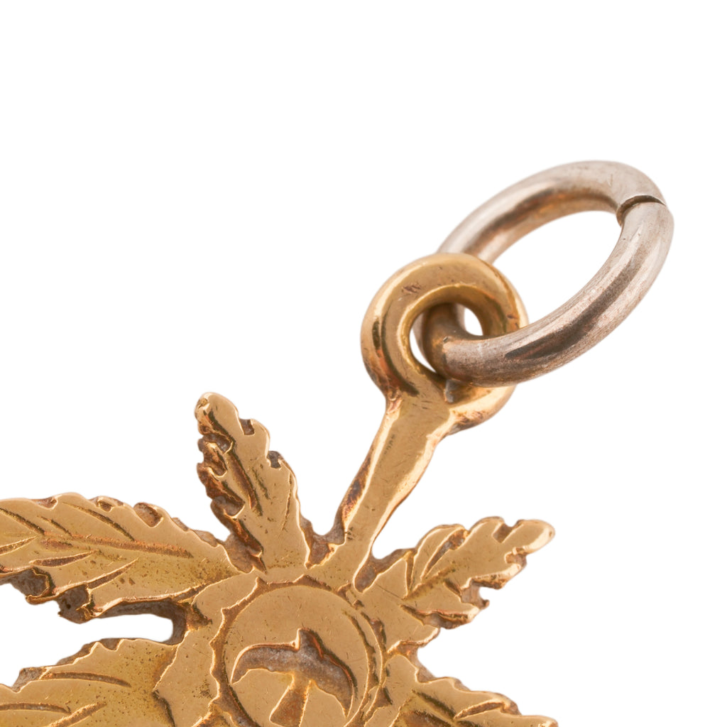 Gold Hemp Leaf (L)
