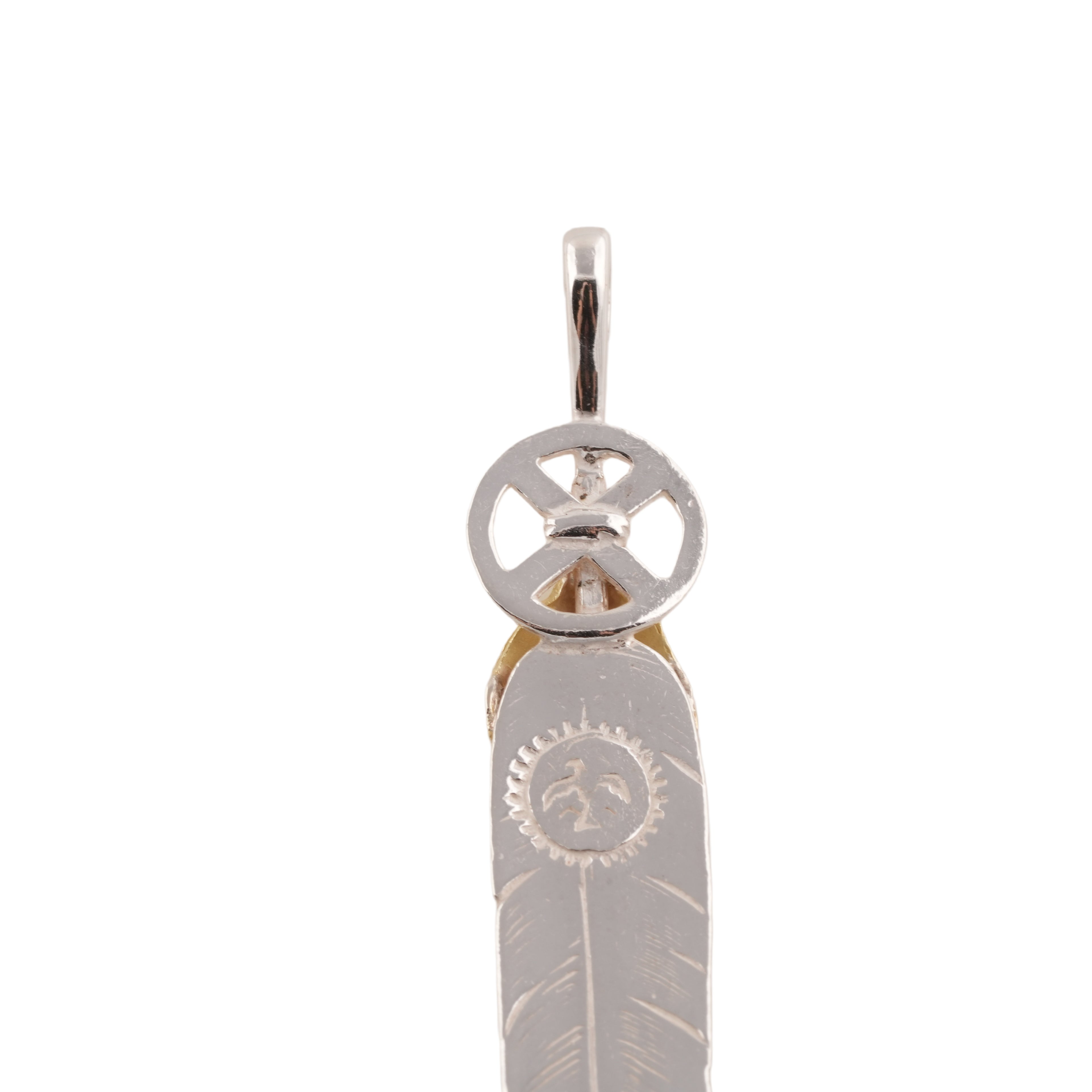 Gold Top Heart Wheel Silver Feather (L) #00551