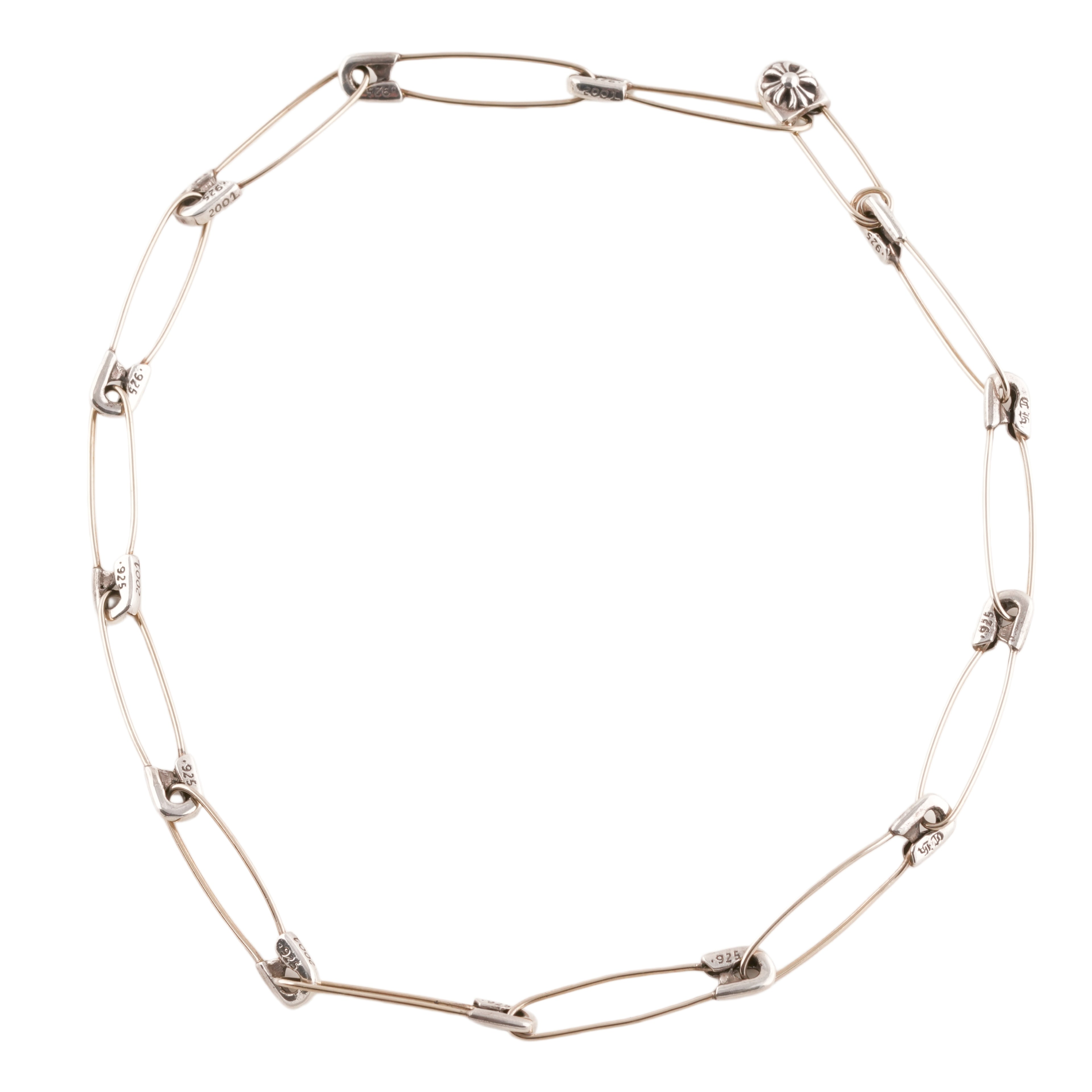Chain of Safety Pin Necklace (16inch)